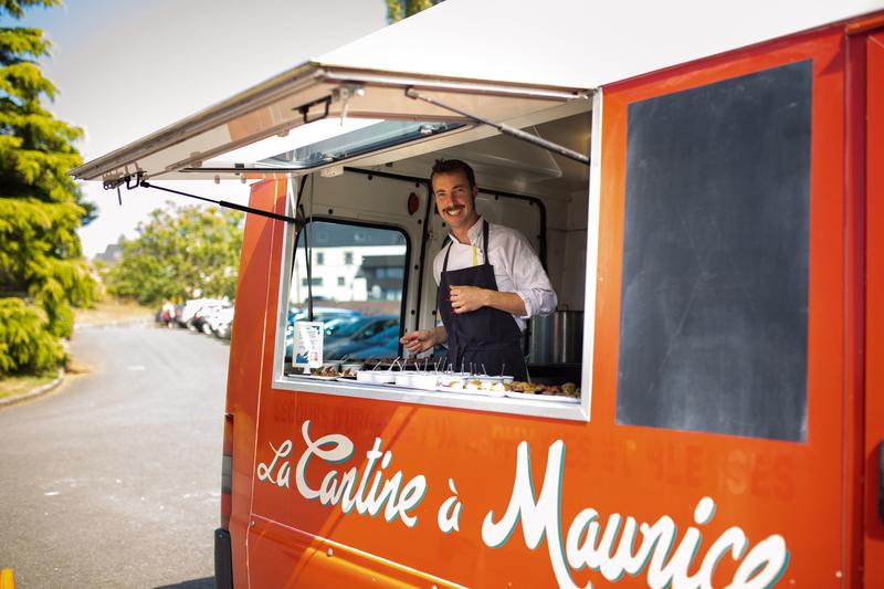 Soirée Spectacle Numéro Dys + Dîner Épicurieux