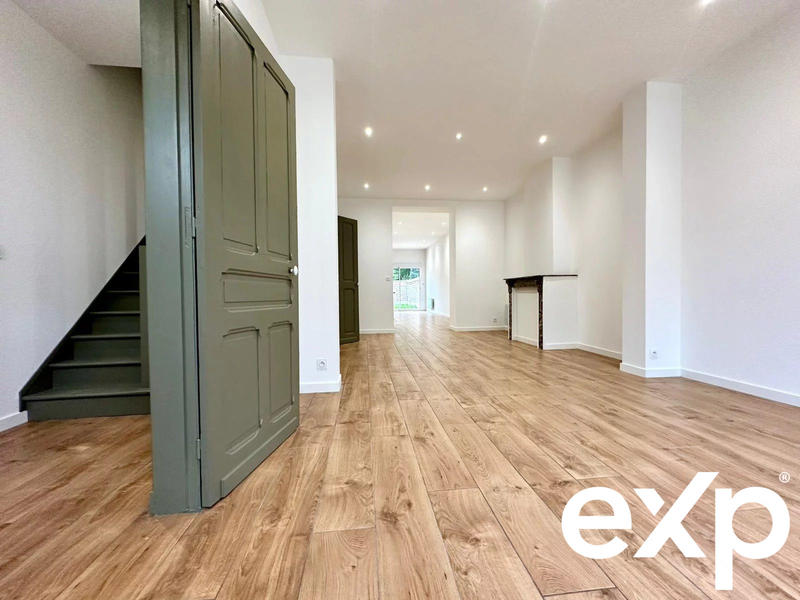 Maison - 144 m² - 8 pièces