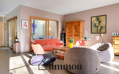 Maison - 218 m² - 6 pièces