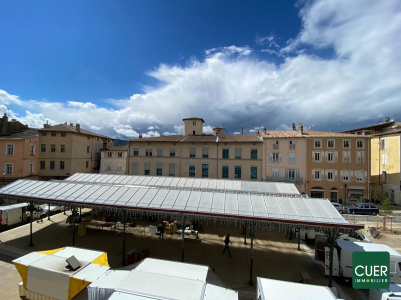 Appartement - 109 m² - 4 pièces