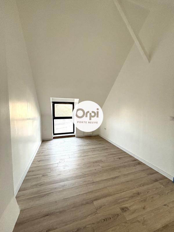 Maison - 65 m² - 3 pièces