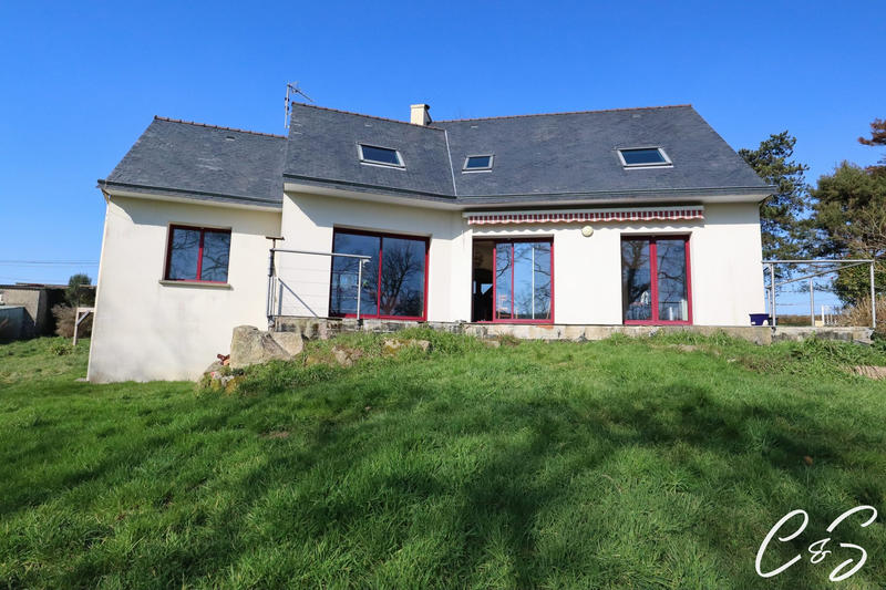 Maison - 145 m² - 5 pièces