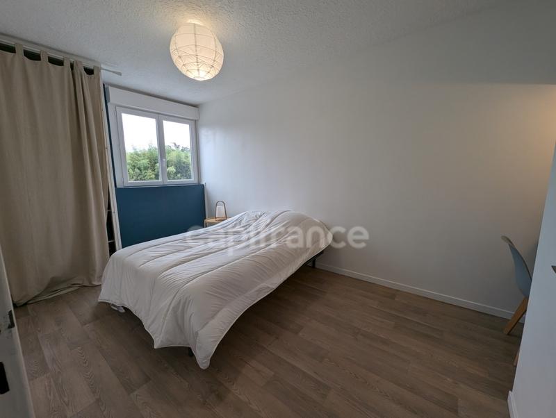 Appartement - 92 m² - 4 pièces