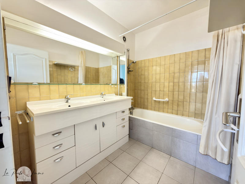 Appartement - 115 m² - 5 pièces