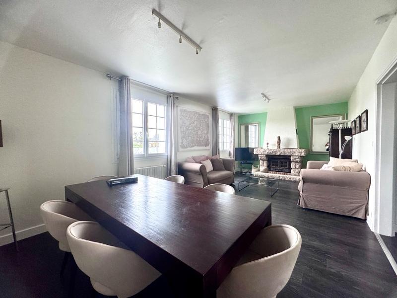 Maison - 158 m² - 6 pièces