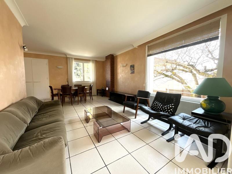 Maison - 197 m² - 7 pièces