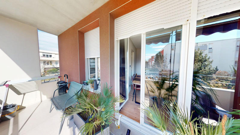 Appartement - 80 m² - 4 pièces