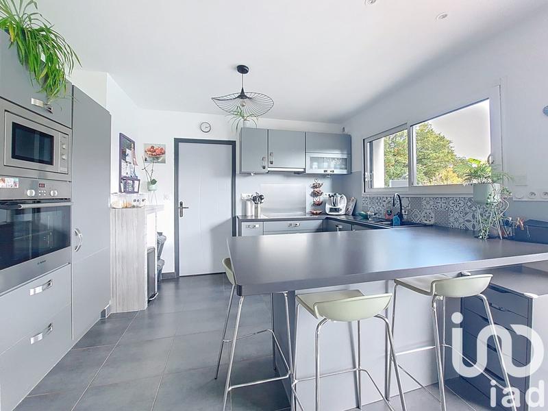 Maison - 132 m² - 7 pièces