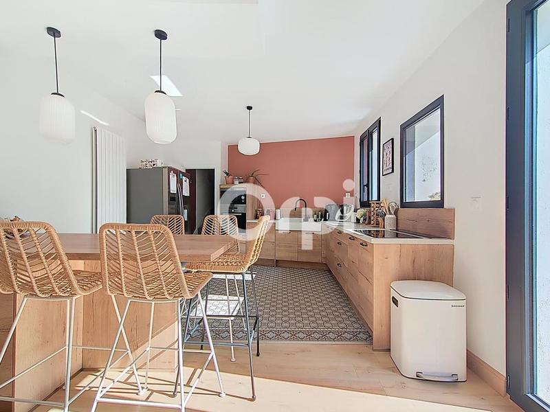 Maison - 198 m² - 5 pièces