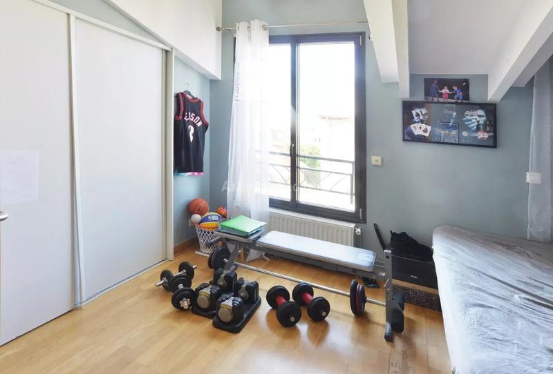 Maison - 109 m² - 6 pièces