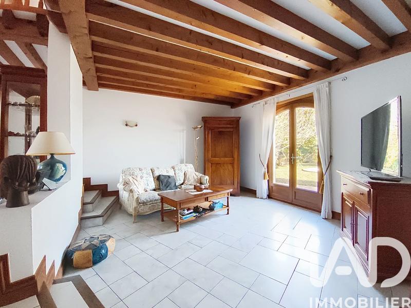 Maison - 231 m² - 7 pièces