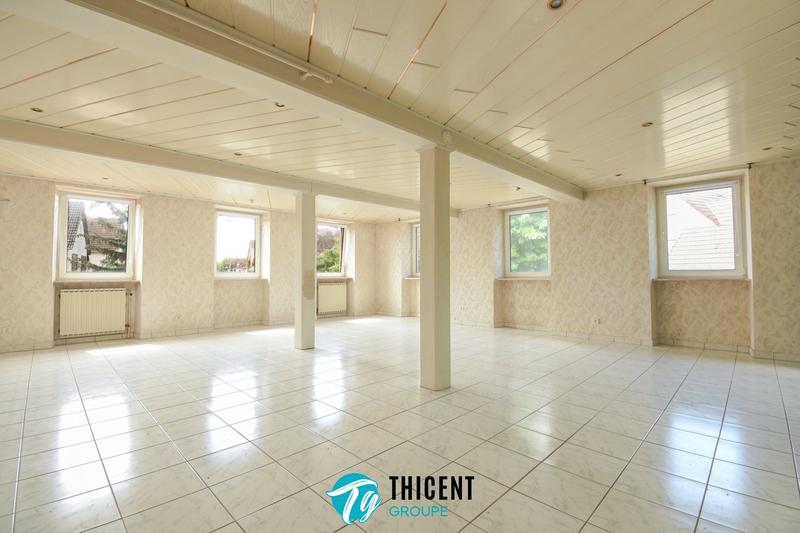 Maison - 210 m² - 6 pièces