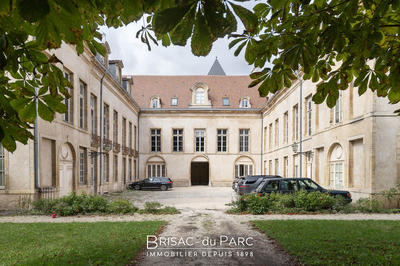 Appartement - 145 m² - 5 pièces