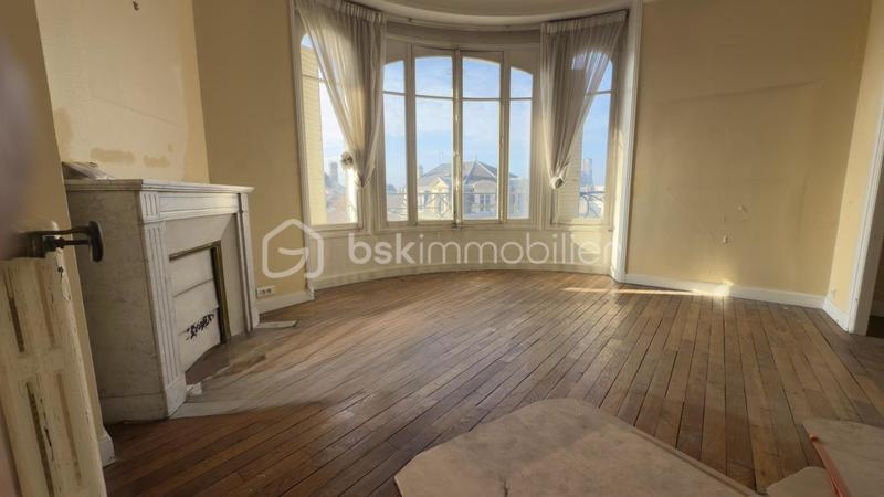 Appartement - 147 m² - 5 pièces