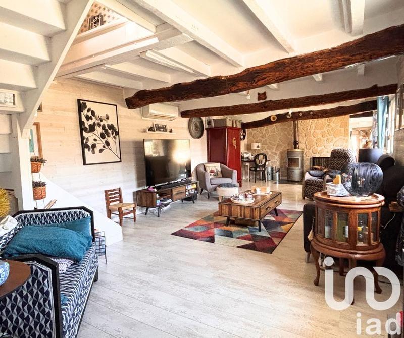 Maison - 200 m² - 7 pièces