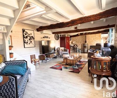 Maison - 200 m² - 7 pièces