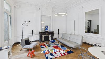 Appartement haussmannien - 91 m² - 2 pièces