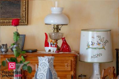 Maison - 200 m² - 8 pièces