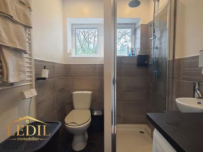 Immeuble - 116 m² - 6 pièces