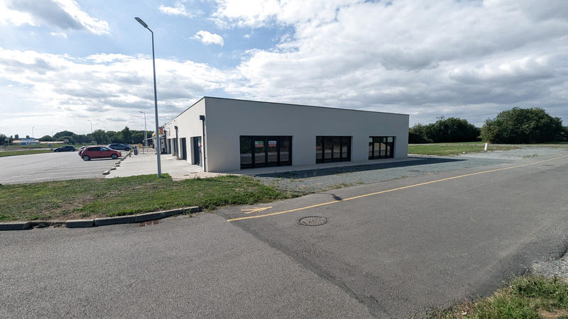 Local commercial - 235 m²