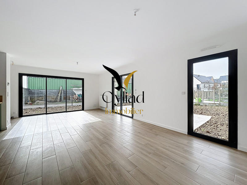 Maison contemporaine - 89 m² - 4 pièces