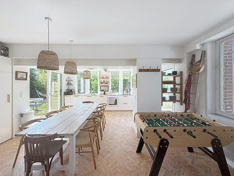 Maison - 125 m² - 10 pièces