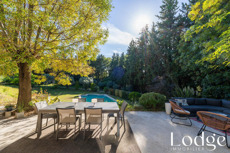 Maison ancienne - 250 m² - 8 pièces