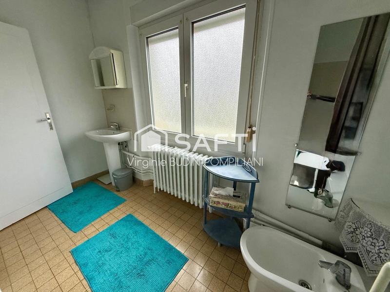 Maison - 96 m² - 5 pièces