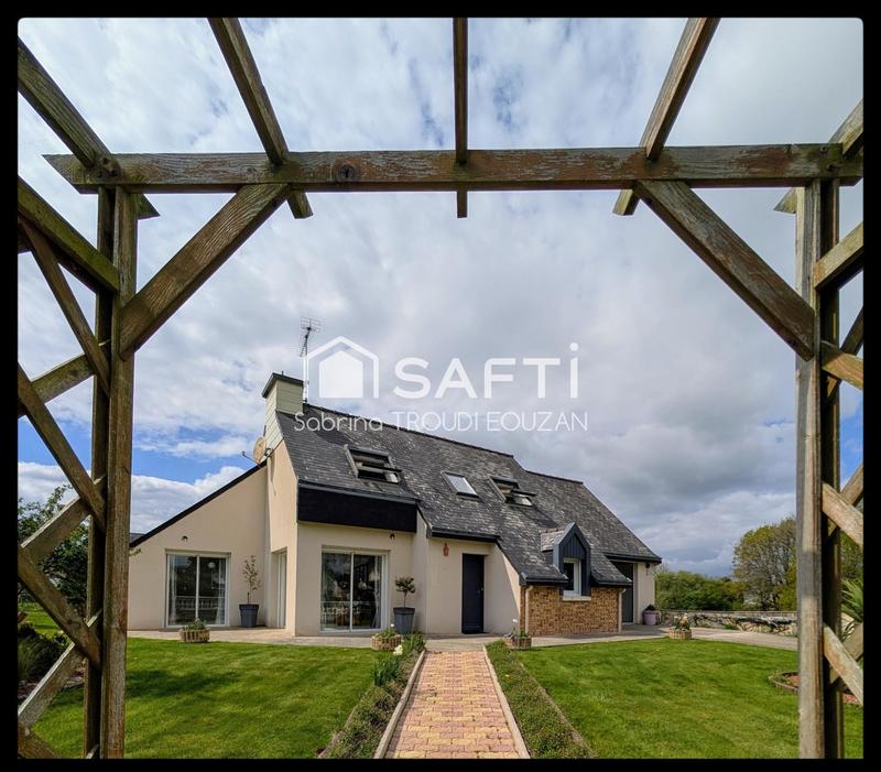 Maison - 102 m² - 6 pièces