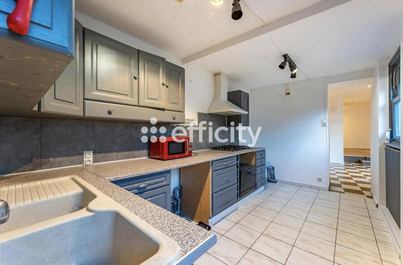 Immeuble - 285 m² - 12 pièces