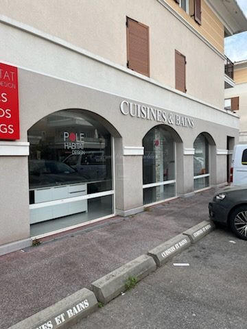 Local commercial - 85 m²