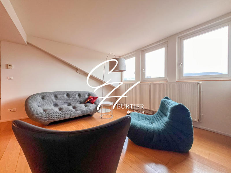 Appartement - 183 m² - 5 pièces