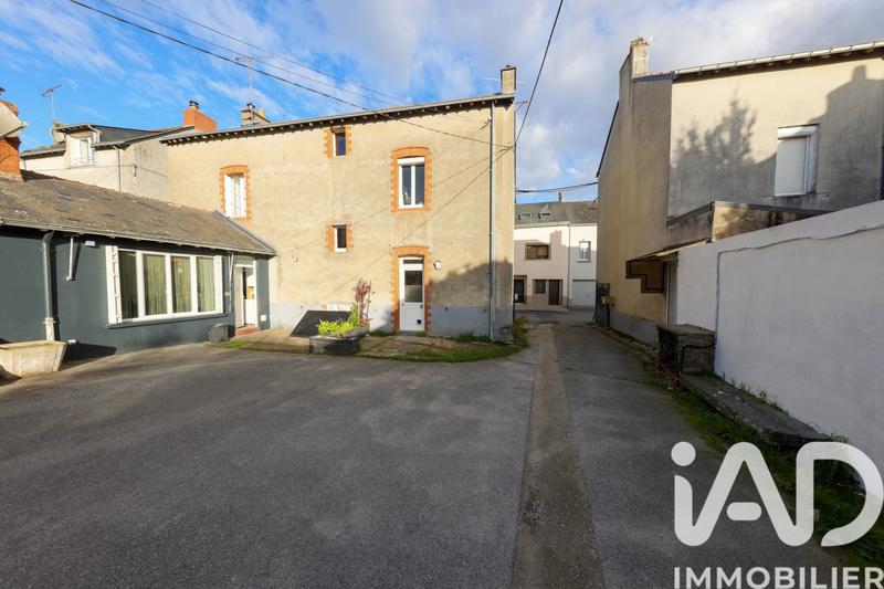 Maison - 150 m² - 8 pièces