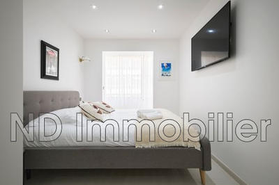 Appartement - 90 m² - 4 pièces