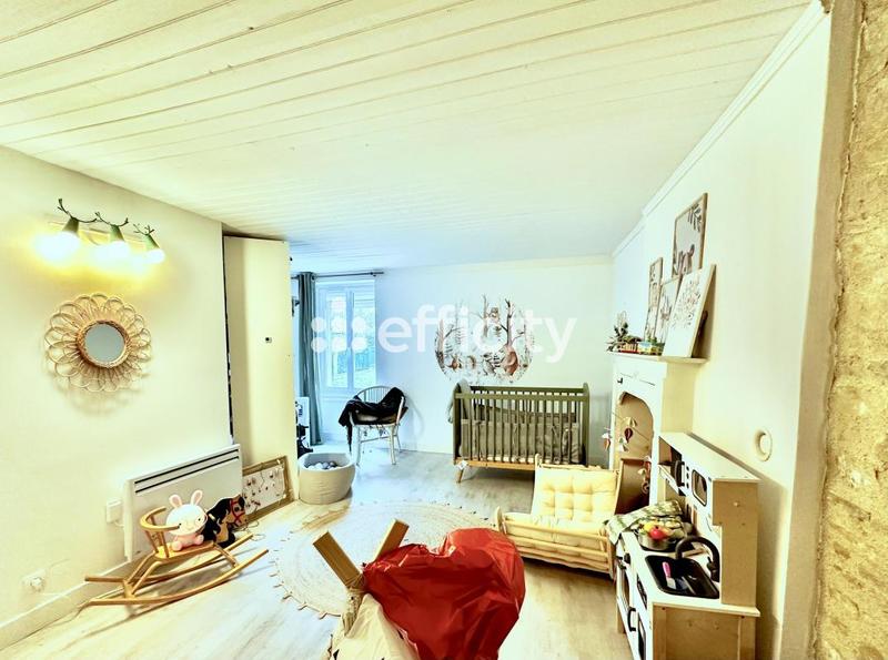 Maison - 120 m² - 7 pièces