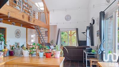 Maison - 137 m² - 6 pièces