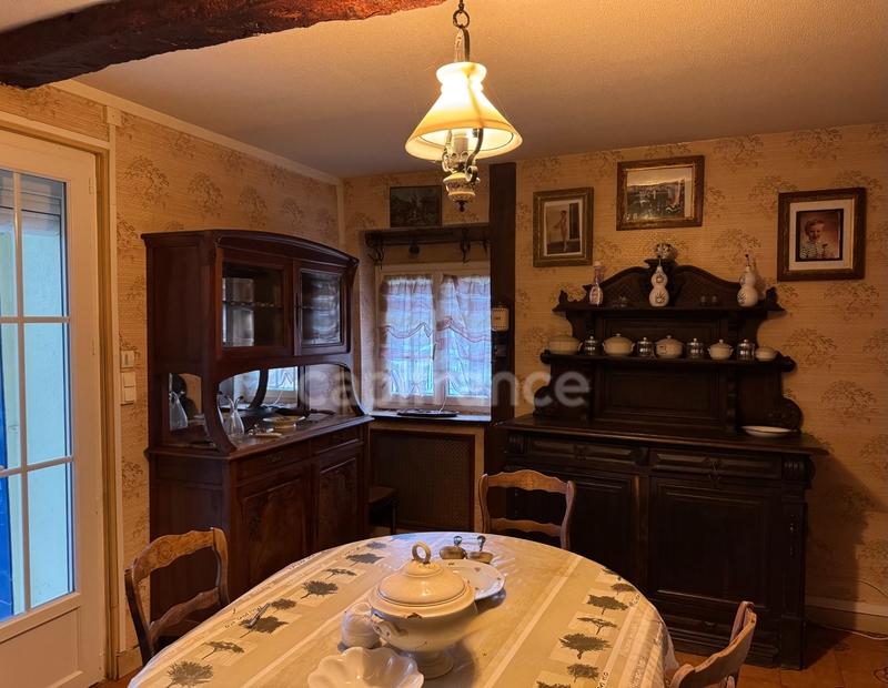 Maison - 144 m² - 5 pièces