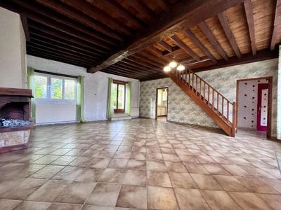 Maison - 110 m² - 5 pièces