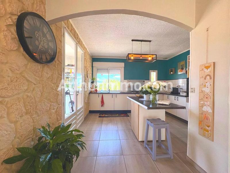 Maison - 98 m² - 7 pièces