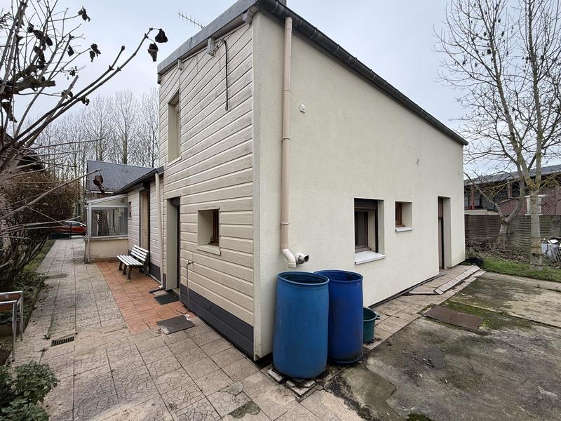 Maison - 85 m² - 4 pièces