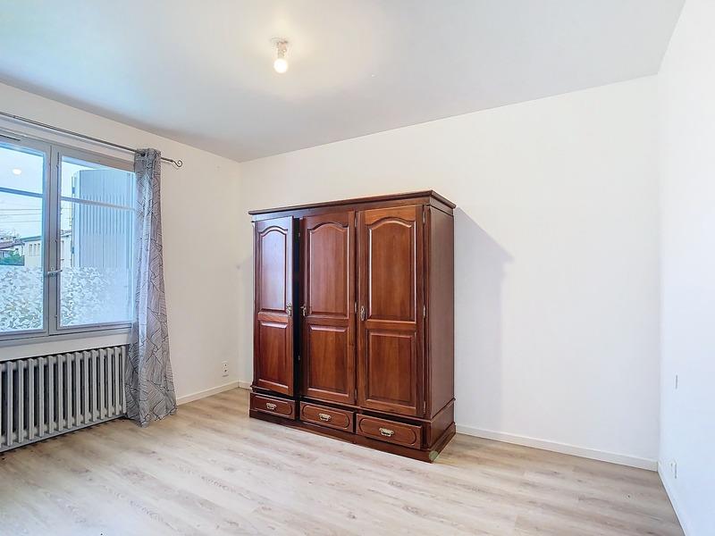 Pavillon - 155 m² - 7 pièces