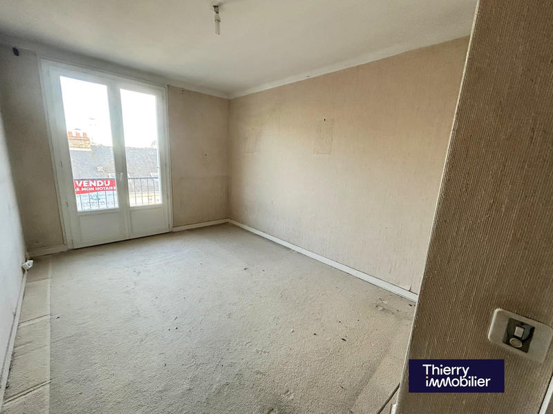 Appartement - 90 m² - 4 pièces