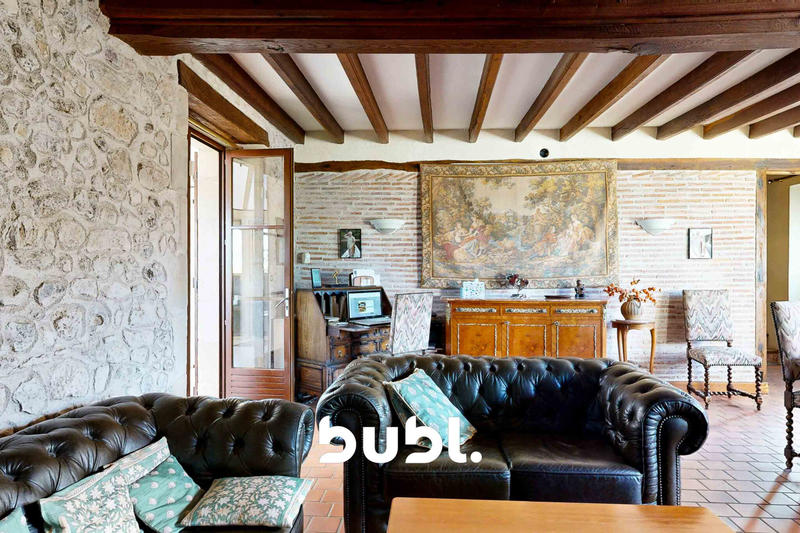 Maison - 193 m² - 8 pièces