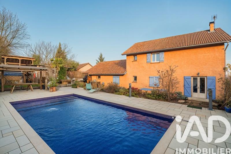 Maison - 166 m² - 6 pièces