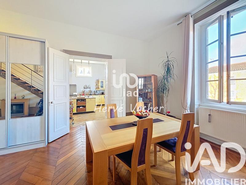 Appartement - 184 m² - 6 pièces