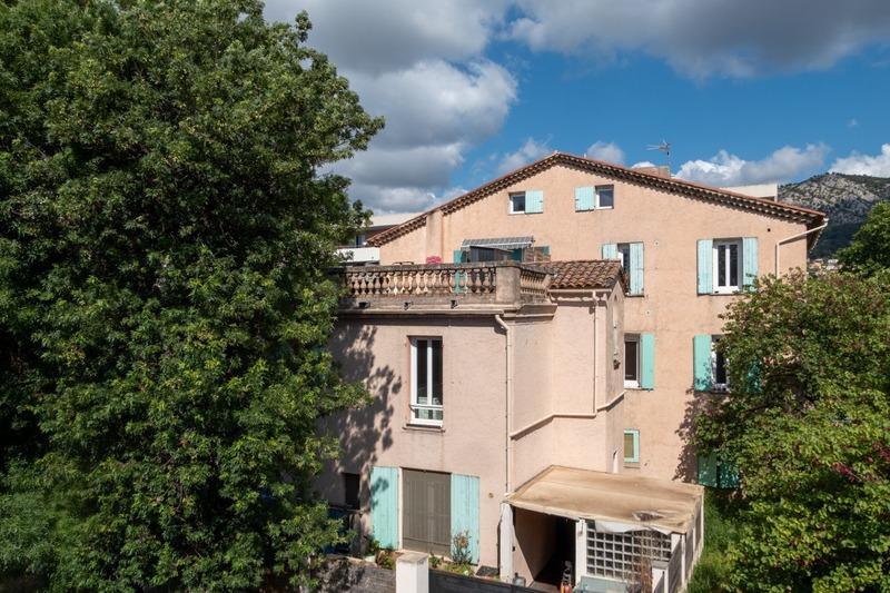 Appartement - 87 m² - 3 pièces