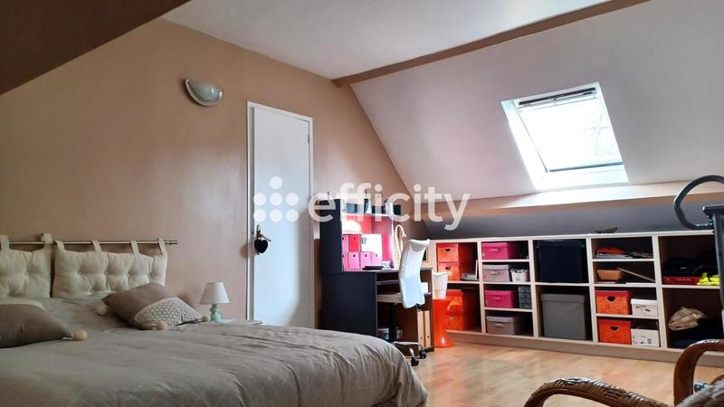 Maison - 102 m² - 4 pièces