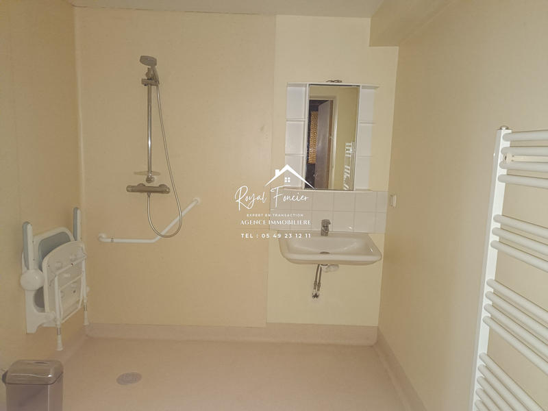 Maison ancienne - 148 m² - 8 pièces