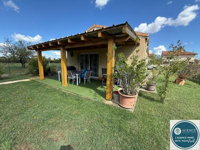 Maison - 92 m² - 4 pièces