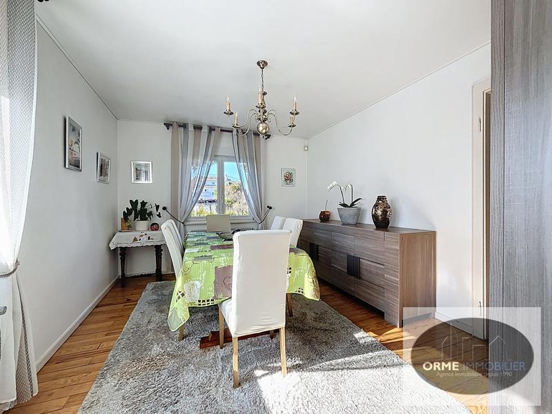 Maison traditionnelle - 110 m² - 5 pièces